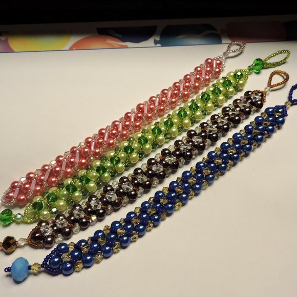 Sparkling Bracelets with bead clasp .. SB4 - Picture 1 of 16